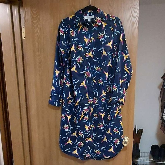 Dresses & Skirts - Chic Long Sleeve Floral Dress in Navy